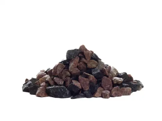 Rød/sort-mix granitskærver 11-16 mm.